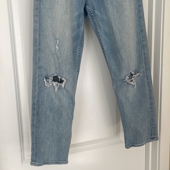 MOTHER The Tomcat High Rise Distressed Jeans - Picture 3 of 6